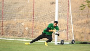 YMS'de Kaleci Abdulsamed'ten kötü haber