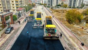 Gürkan, Şehit Sami Kıbrız Caddesinde yapılan çalışmaları inceledi