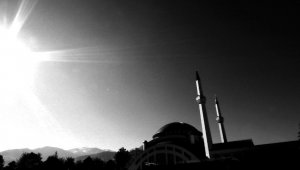 İnönü Üniversitesi İlahiyat Camii 3 yılda tamamlandı