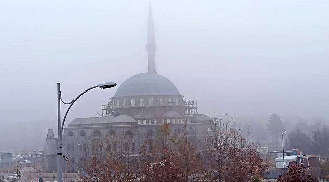 Malatya sabaha yoğun sis ile uyandı