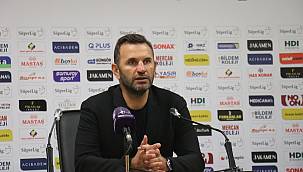 Okan Buruk; Üç haftadır VAR kararlarıyla ligde zorluklar yaşıyoruz