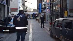 Seyir halindeki otomobilden ateş açıldı: 1 yaralı