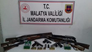 Silah Kaçakçılarına Operasyon: 3 Gözaltı