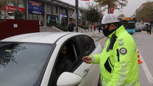 Trafik Kurallarına Uymayan Sürücülere Ceza Kesildi
