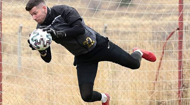 YMS'de Herrera ile yollar ayrıldı