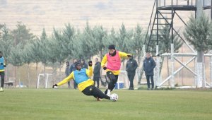 YMS'de Hedef Başakşehir'i Puansız Göndermek