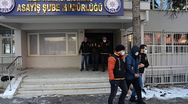 50 bin TL değerindeki levha çalındı