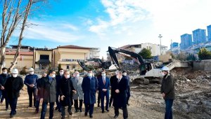 Büyükşehir, Kernek Meydanını Aslına Uygun Hale Getiriyor