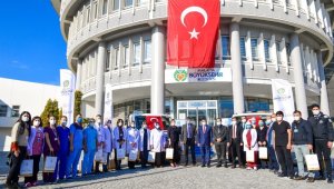 Büyükşehir'den sağlıkçılara hediye paketi