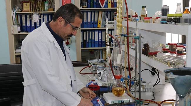 Doç. Dr. Önal; Dünyada kanser tedavisi için acı kayısı çekirdeği kullanılıyor