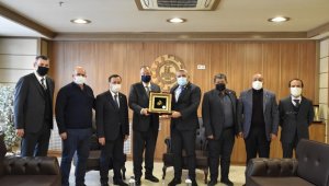 Sadıkoğlu'ndan Konukoğlu'na Yatırım Daveti
