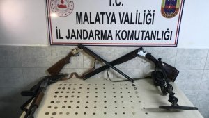 Tarihi eserlere müşteri arayan şahıs yakalandı