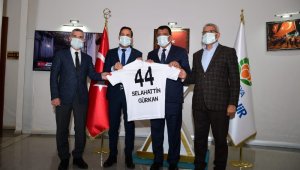 YMS'den Başkan Gürkan'a ziyaret
