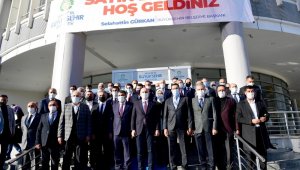 Bakan Karaismailoğlu'ndan Büyükşehir'e ziyaret