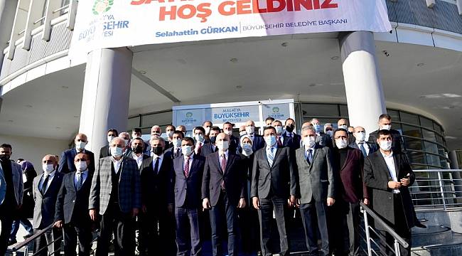Bakan Karaismailoğlu'ndan Büyükşehir'e ziyaret