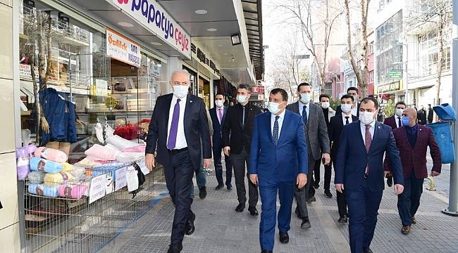 Başkan Gürkan esnafları ziyaret etti