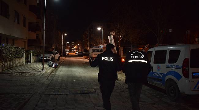 Bıçaklı kavgada 2 Kişi Yaralandı
