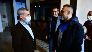 Sanatçı Umut Oğuz, Yeşilyurt Konaklarına hayran kaldı