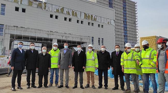 Tüfenkci Battalgazi Devlet Hastanesinde incelemelerde bulundu