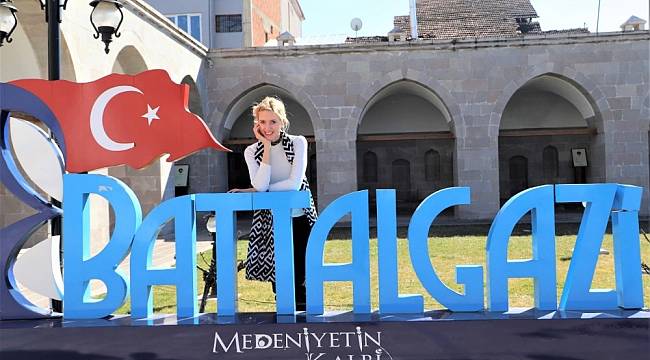 Wilma Elles, Battalgazi'ye hayran kaldı