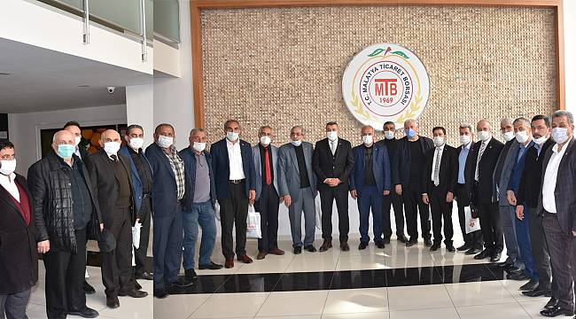 25 Mahalle Muhtarından Başkan Özcan'a Teşekkür Ziyareti
