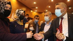 Esnaf ve Dayanışma Platformu'nun çekiliş hediyeleri verildi