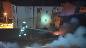Ev ve çatı yangını korkuttu