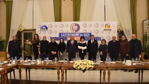 Gastronomi yazarlarına peynir ve kağıt kebabı tanıtıldı