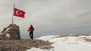 İstiklal Marşı Beydağı'nın Zirvesinde Okundu