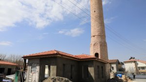 'Koca Vaiz Baba Türbesi'nde Restorasyon Çalışmaları Sürüyor