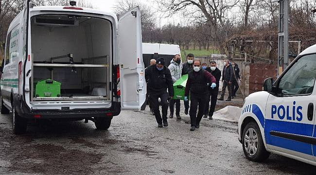 Lise öğrencisi, Babasını Şiddet Uyguladığı İçin Öldürmüş!