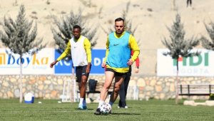 YMS, Gaziantep FK hazırlıklarını sürdürüyor