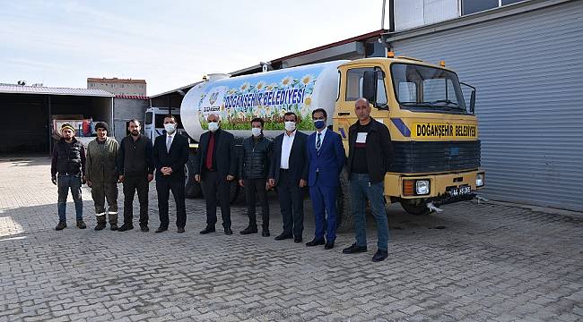 Zelyurt; “Belediyemize sıfır ayarında suluma aracı kazandırdık”
