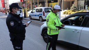 Covid-19 kurallarına uymayan 39 kişiye ceza kesildi