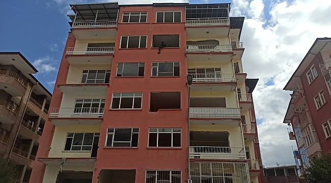 Eşi boşanma davası açınca intihar etmek istedi