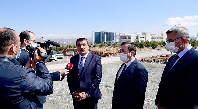 Gürkan; Üniversitemizin yanında olacağız