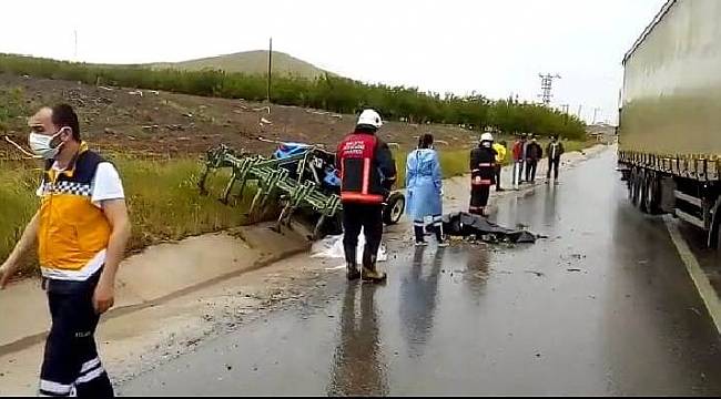 Kamyon ile traktör çarpıştı: 1 ölü