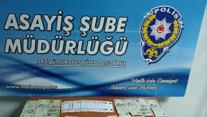 Kumarcılara suçüstü: 2 gözaltı