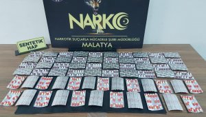 Sokak satıcılarına operasyon: 3 tutuklama