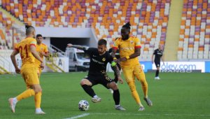 Adem Büyük gol sayısını 14'e çıkardı