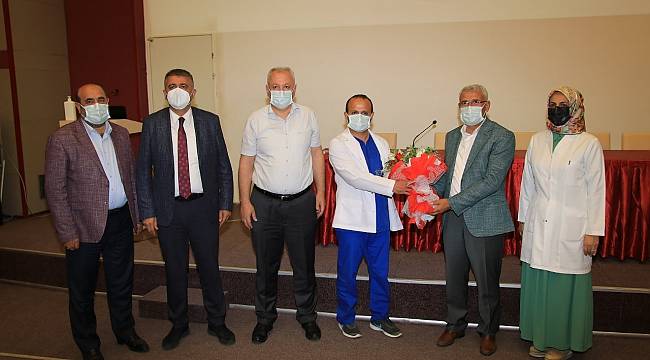 Başkan Güder hemşirelerin haftasını kutladı