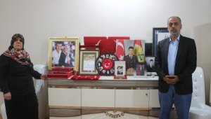 "Devletimiz, hepsini teker teker inlerinden çıkarıp leşlerini serecektir"
