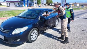 Jandarma'dan Önce İkram, Sonra Denetim