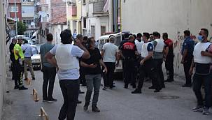 Polisin üzerine ateş açtı