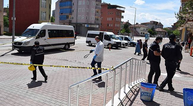 Sitede çıkan tartışma kavgaya dönüştü: 2 yaralı