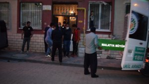 Yaşlı kadın evinde ölü bulundu