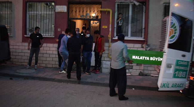 Yaşlı kadın evinde ölü bulundu