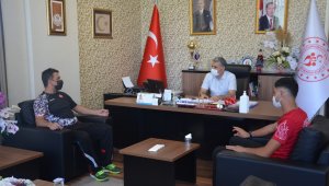 Avrupa üçüncüsü sporcuya hediye