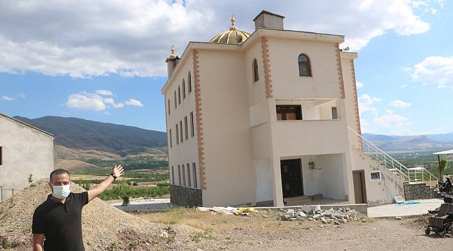 Baraj manzaralı cami, para bitince minaresiz kaldı