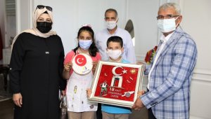 Başkan Güder, öğrencileri ağırladı